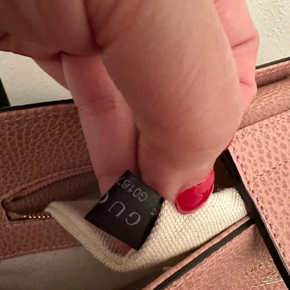 Authentic Gucci Swing Tote - Picture 5 of 16